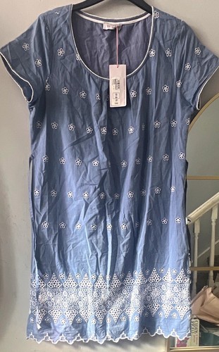 Per una blue white floral - per,