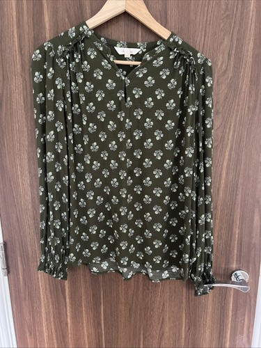 Per una green floral neck - green, v-neck